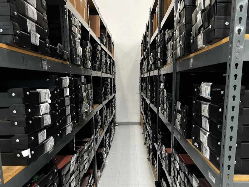 Almacenamiento SMT y Componentes Electrónicos